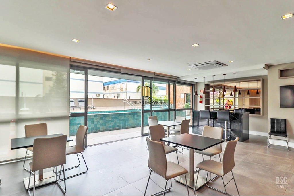 Apartamento 2 dormitórios no bairro Vila Ipiranga