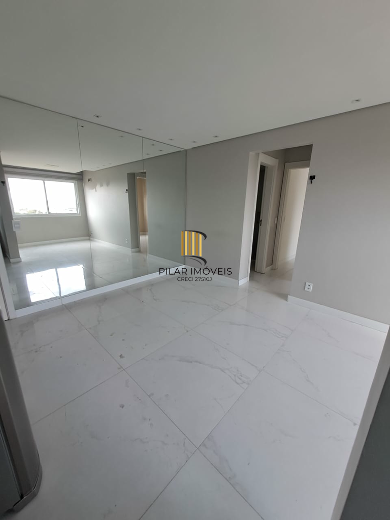 Apartamento 2 dormitórios no bairro Humaitá