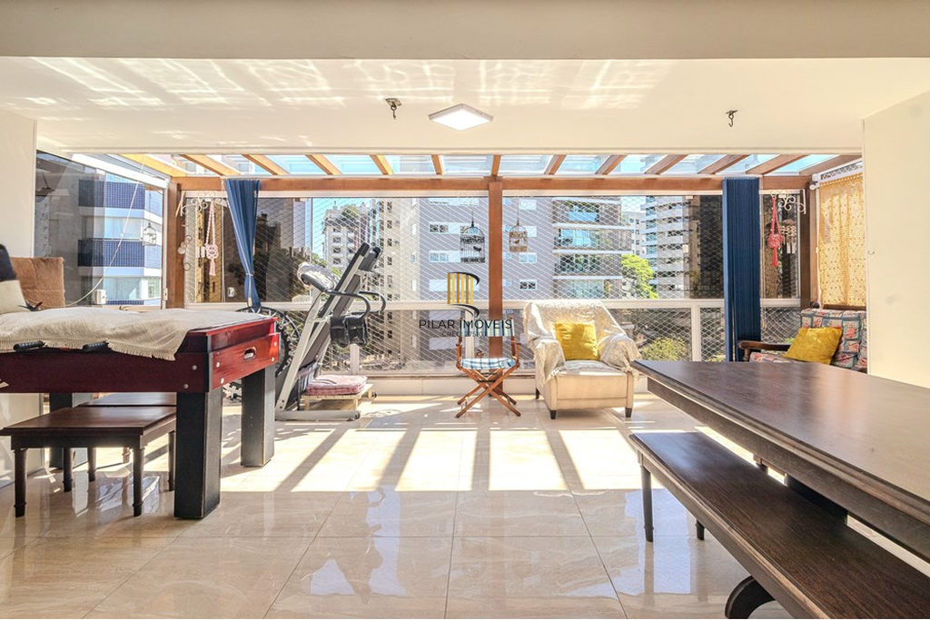 Cobertura 3 dormitórios no bairro Petrópolis