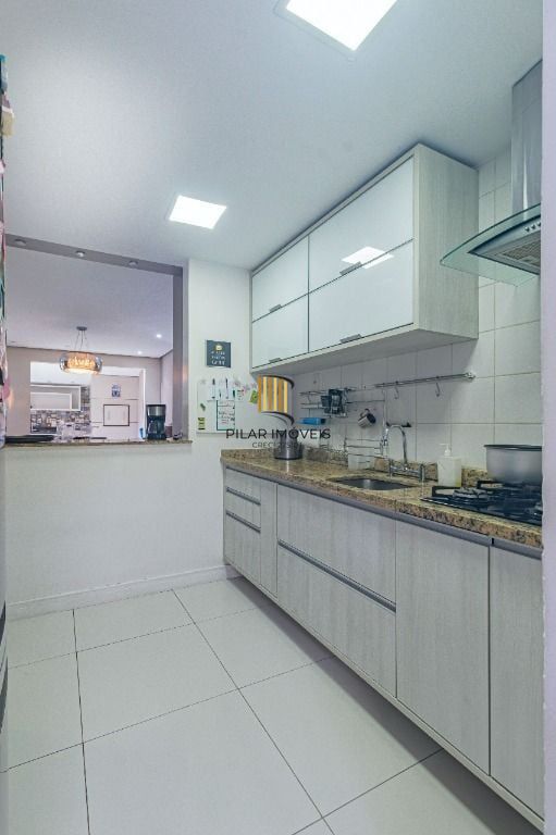 Casa 4 dormitórios no bairro Sarandi