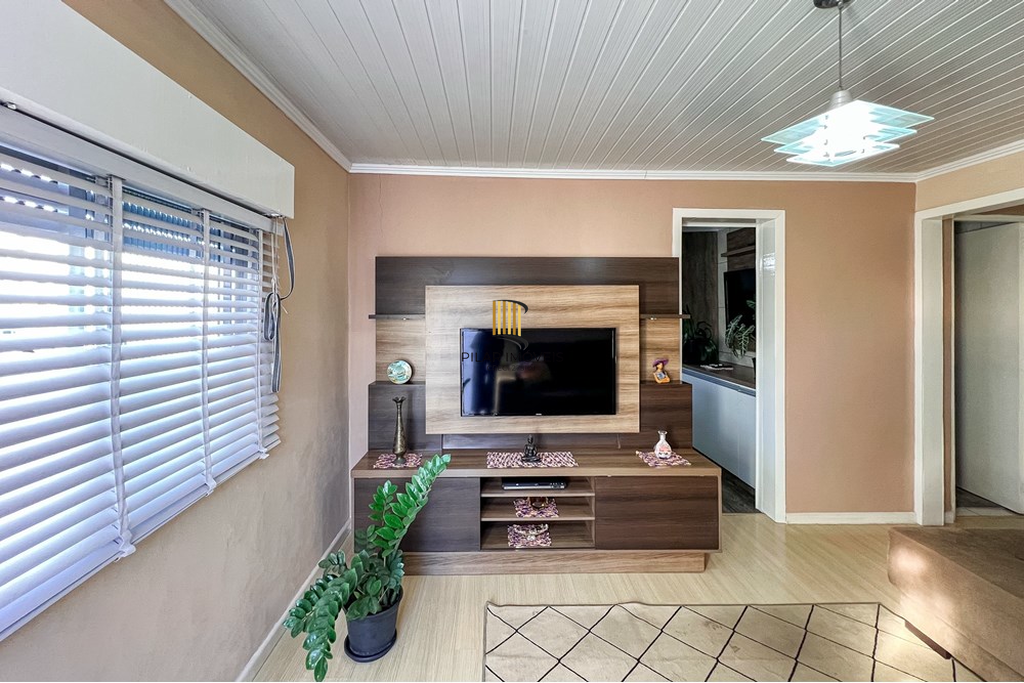 Casa 2 dormitórios no bairro Guajuviras