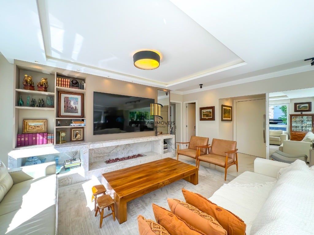Apartamento 3 dormitórios no bairro Petrópolis