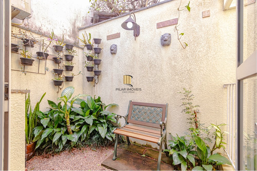 Casa de Condomínio 4 dormitórios no bairro Boa Vista