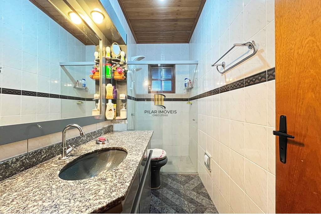 Casa 2 dormitórios no bairro Vila Nova