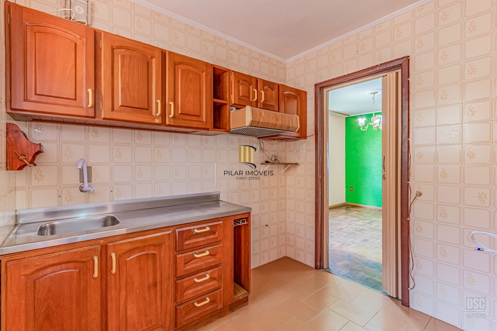 Casa 5 dormitórios no bairro Tristeza