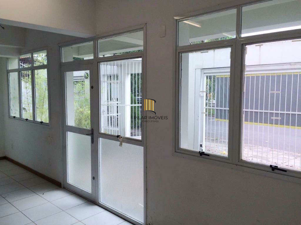 Casa 4 dormitórios no bairro Partenon