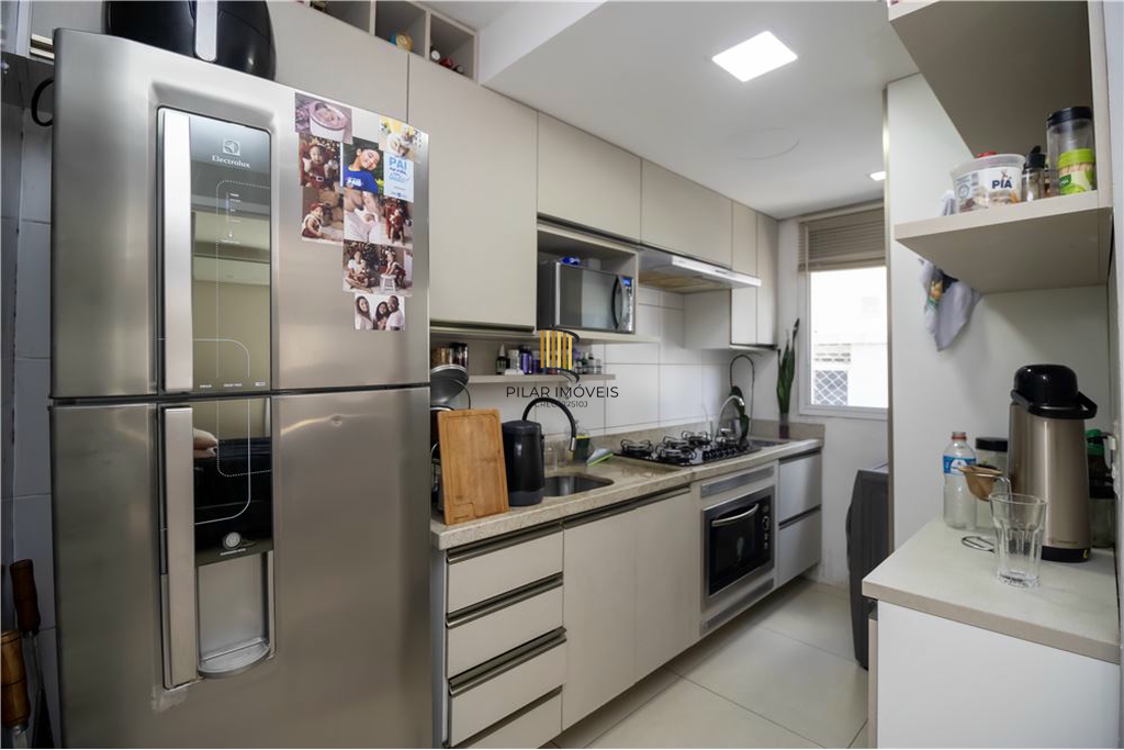 Apartamento 2 dormitórios no bairro Lomba do Pinheiro