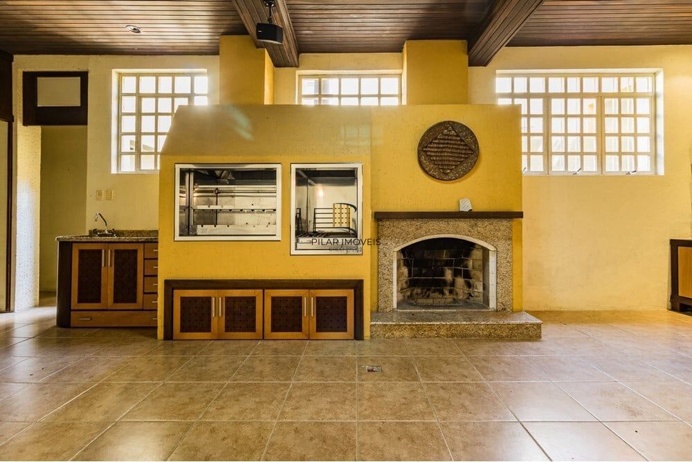 Casa 4 dormitórios no bairro Jardim Lindóia