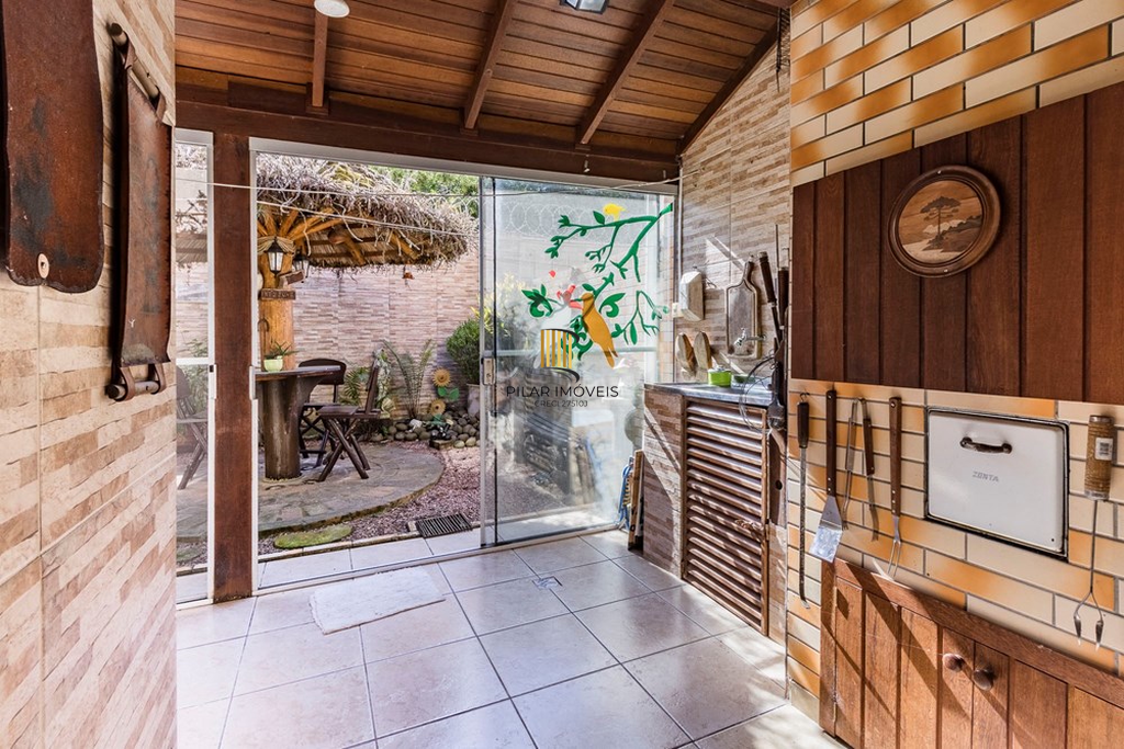 Casa de Condomínio 2 dormitórios no bairro Aberta dos Morros