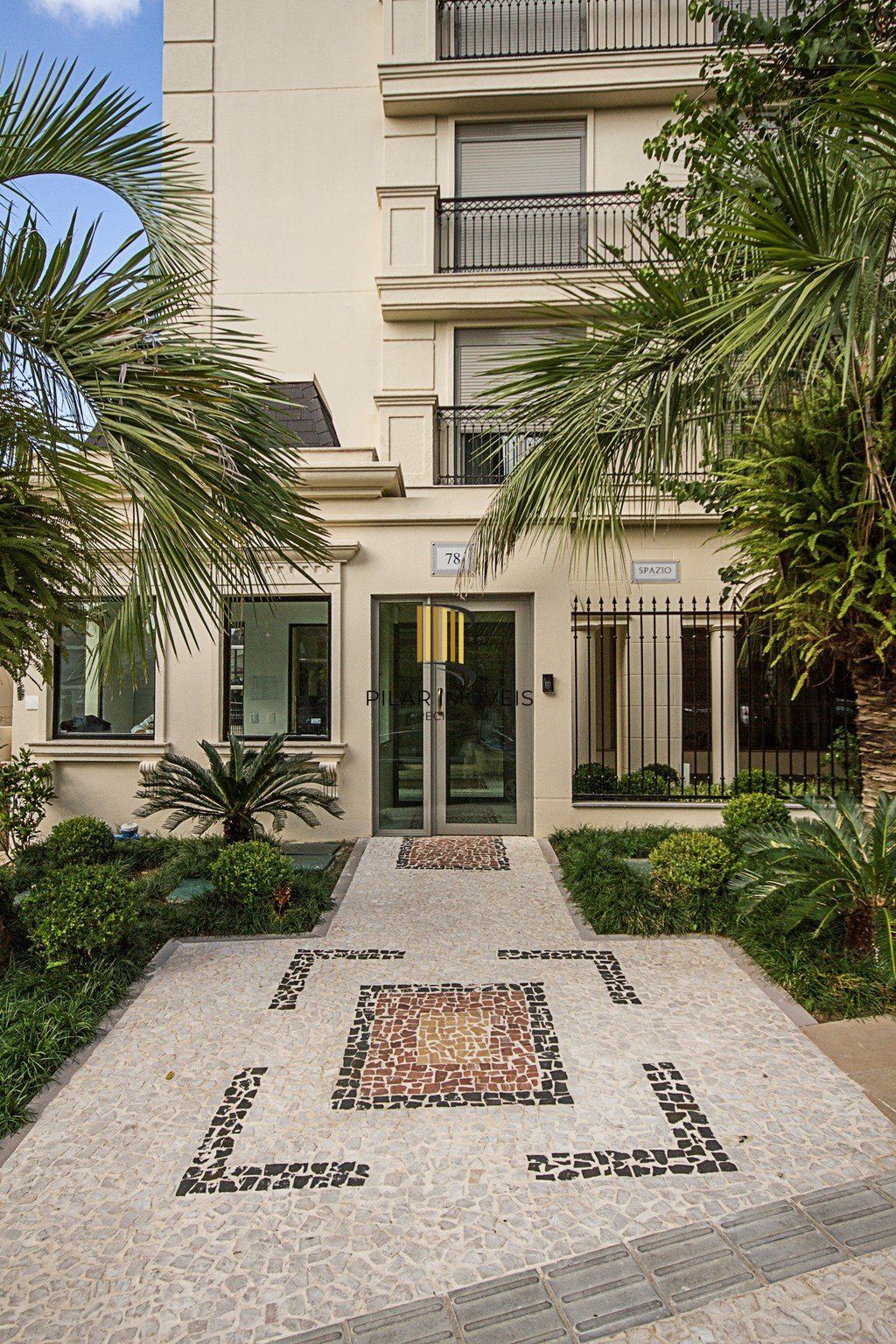 Apartamento 2 dormitórios no bairro Três Figueiras