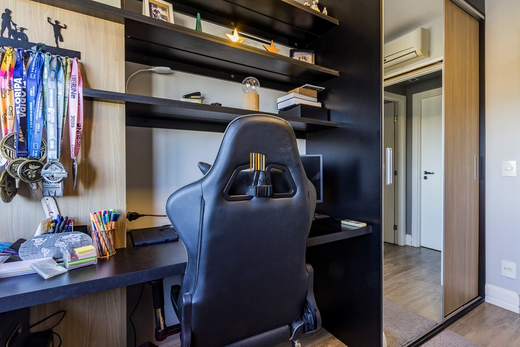 Apartamento 2 dormitórios no bairro Jardim Carvalho