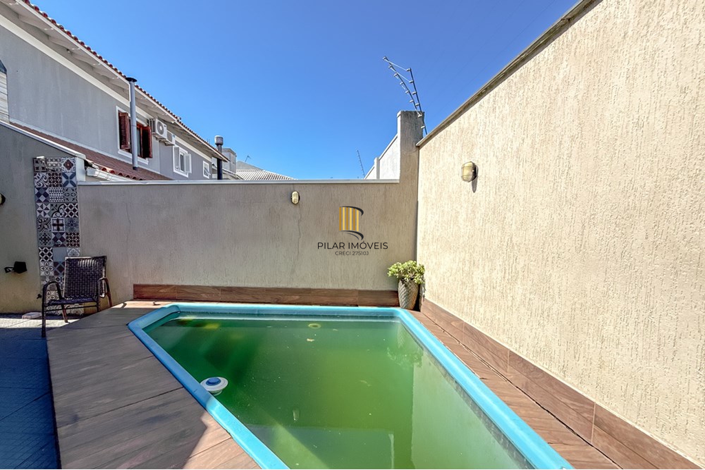 Casa 3 dormitórios no bairro Mato Grande