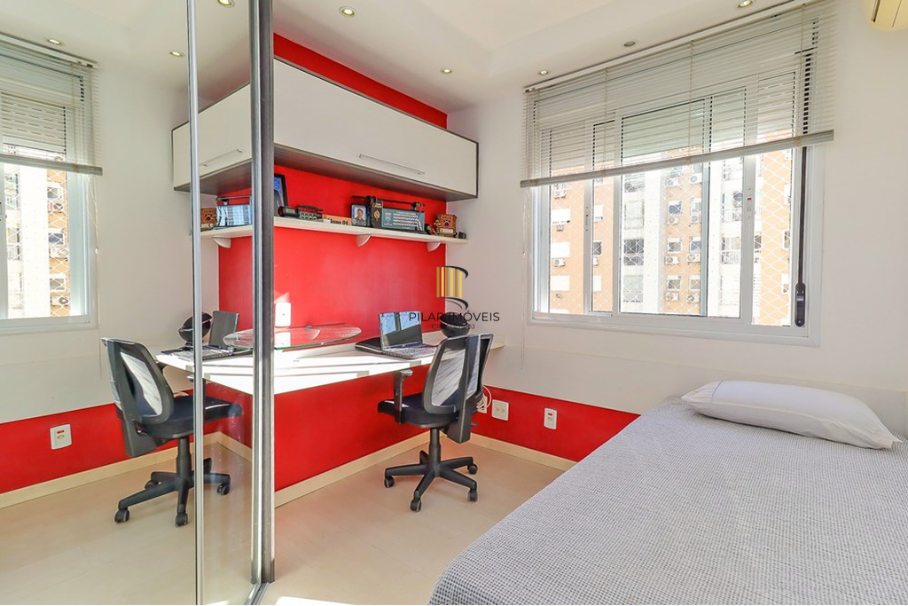 Apartamento 3 dormitórios no bairro Vila Ipiranga