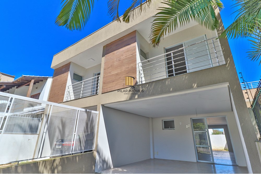 Casa 3 dormitórios no bairro Ipanema