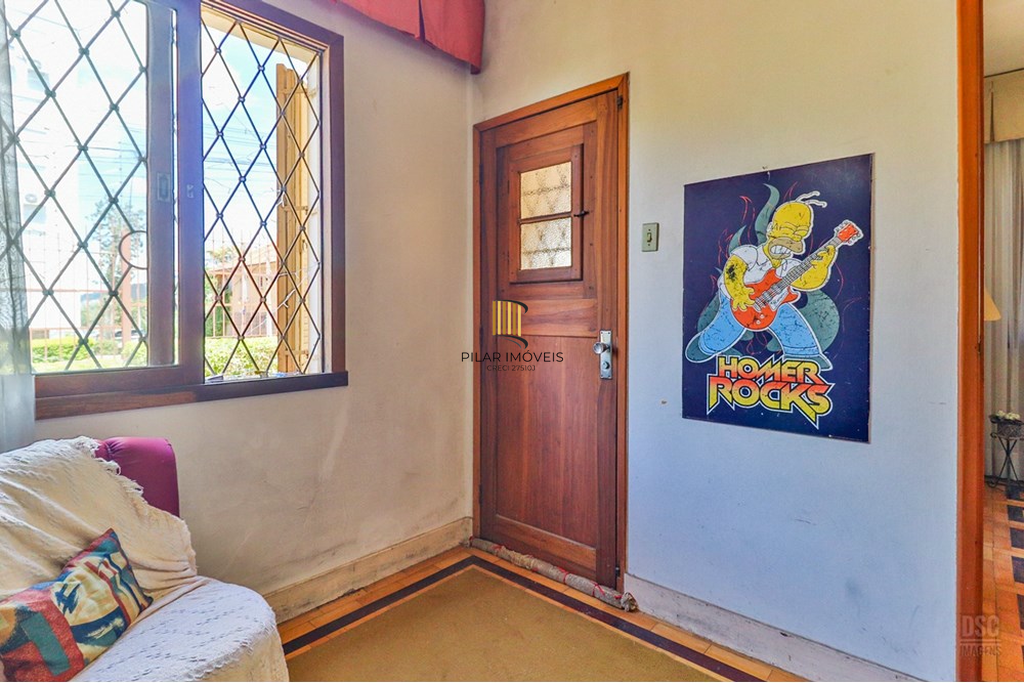 Casa 6 dormitórios no bairro Teresópolis