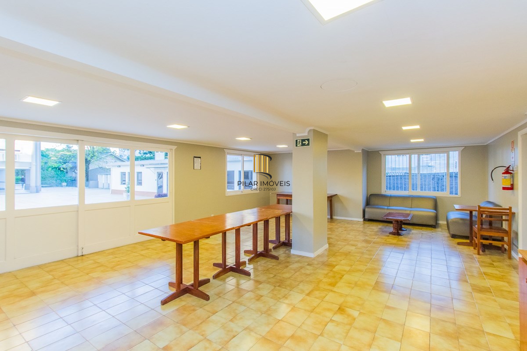 Apartamento 2 dormitórios no bairro Centro