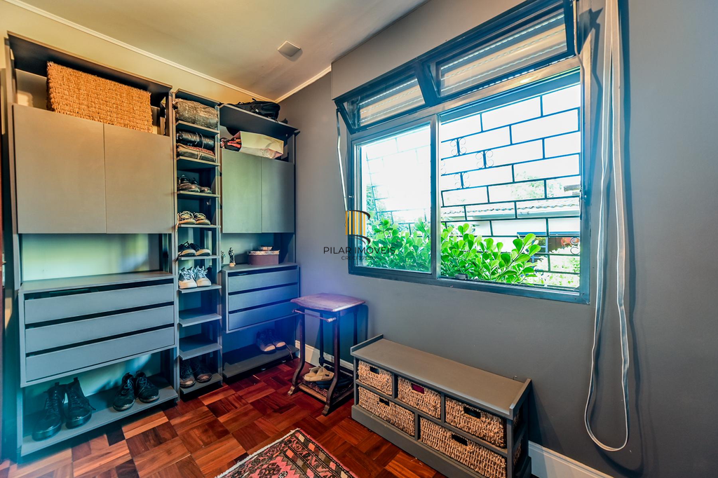 Casa 3 dormitórios no bairro Nonoai