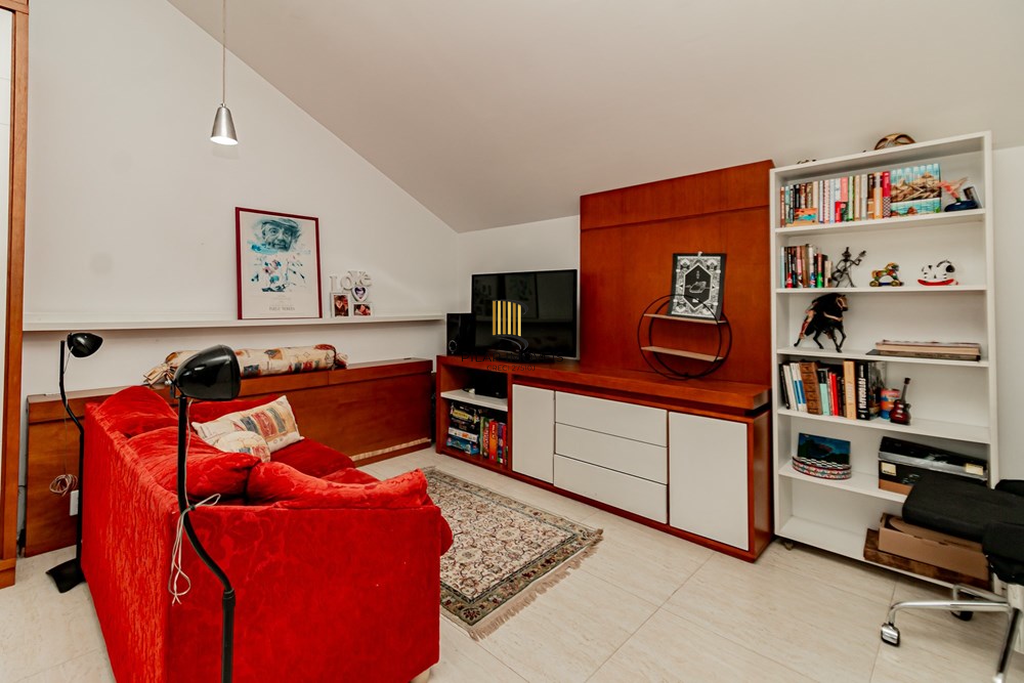 Casa 3 dormitórios no bairro Jardim Carvalho