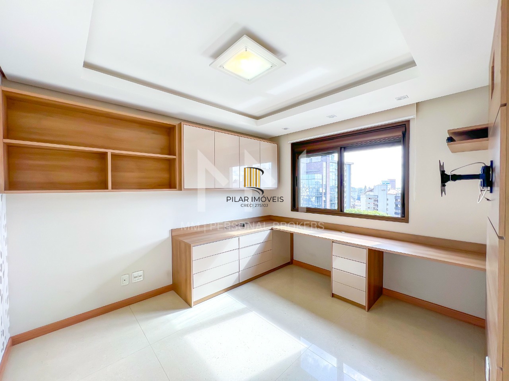 Apartamento 3 dormitórios no bairro Moinhos de Vento