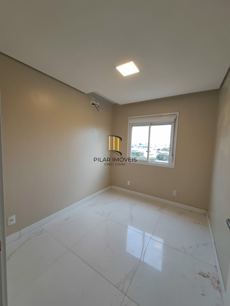 Apartamento 2 dormitórios no bairro Humaitá