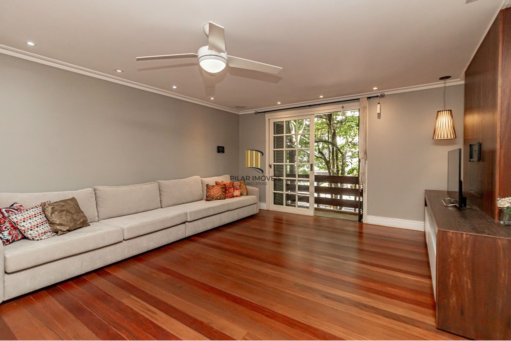 Casa de Condomínio 4 dormitórios no bairro Bela Vista