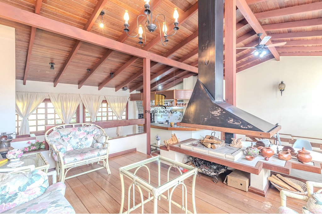 Casa 3 dormitórios no bairro Chácara das Pedras