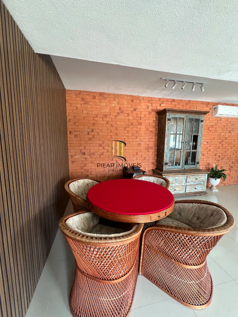 Casa 5 dormitórios no bairro Praia de Atlântida