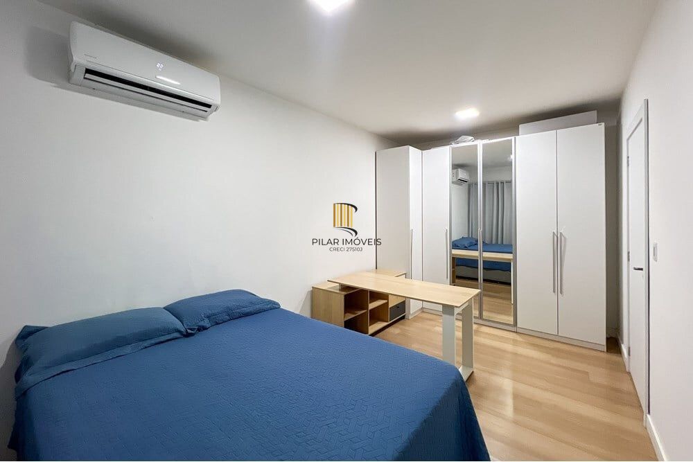 Casa de Condomínio 3 dormitórios no bairro Niterói