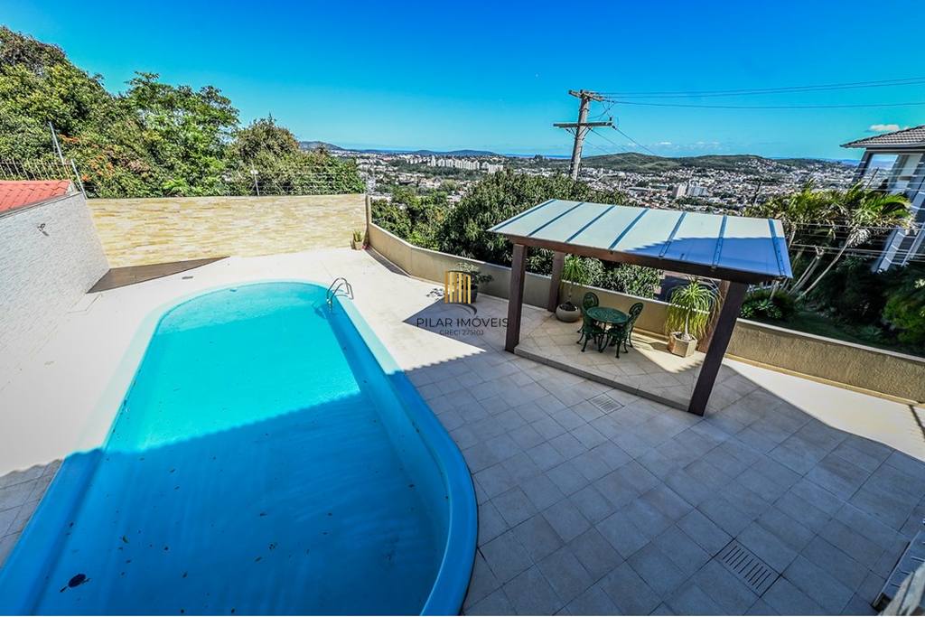 Casa de Condomínio 3 dormitórios no bairro Nonoai