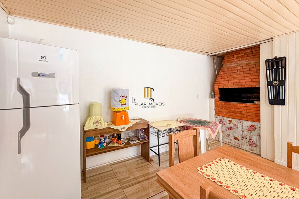 Casa 4 dormitórios no bairro Capão da Cruz