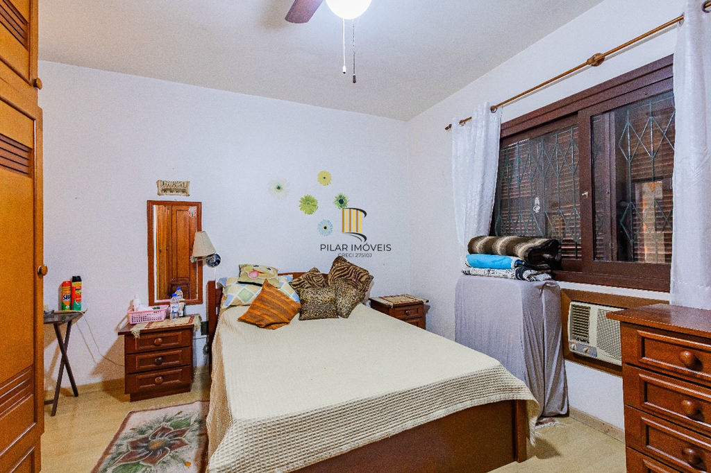 Casa 3 dormitórios no bairro Cristal