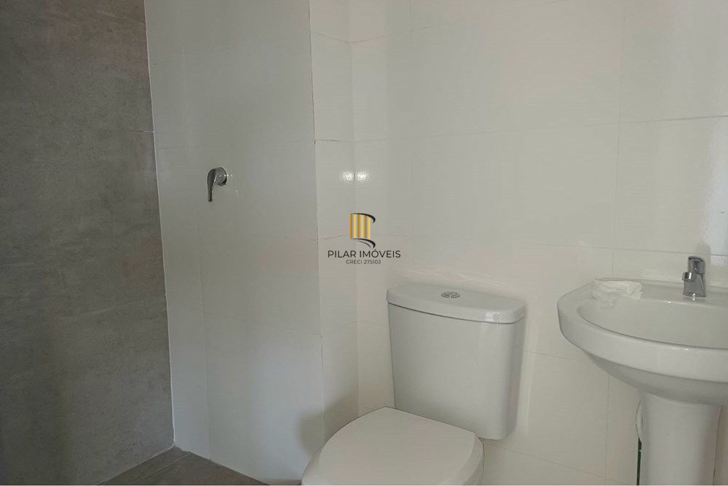 Apartamento 2 dormitórios no bairro Vila Ipiranga