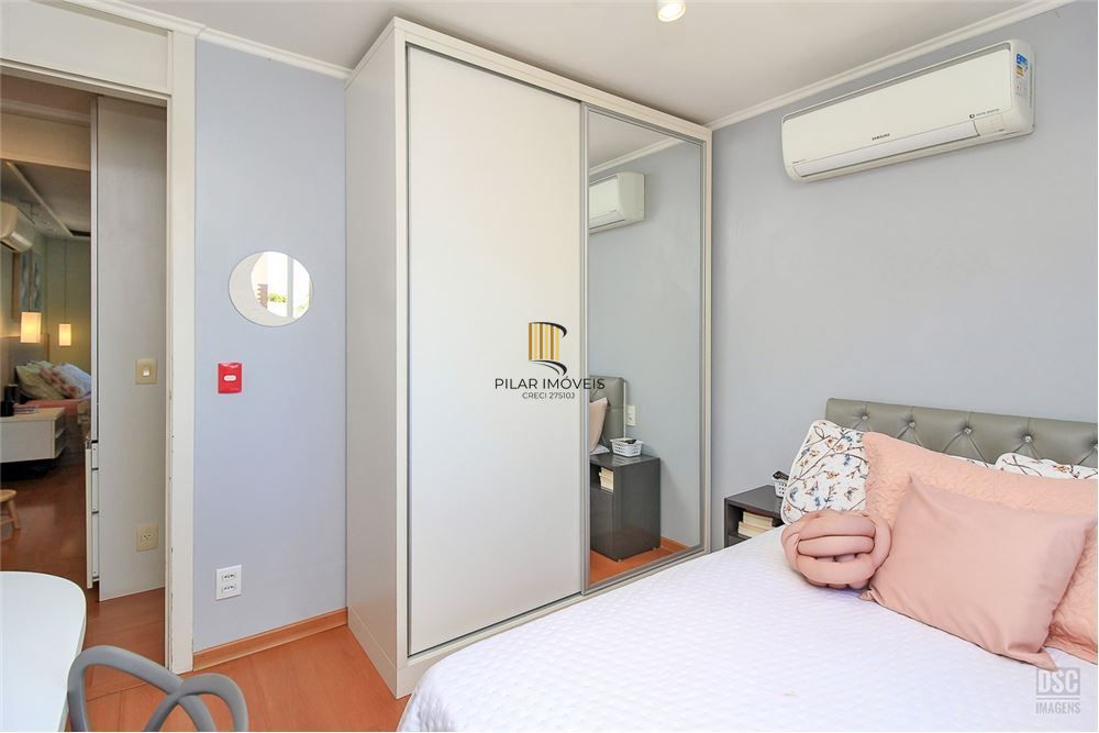 Casa de Condomínio 3 dormitórios no bairro São Sebastião