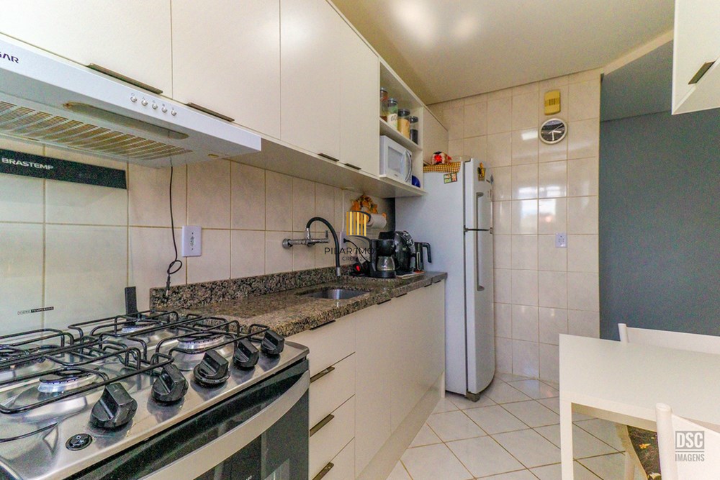 Apartamento 2 dormitórios no bairro Passo da Areia