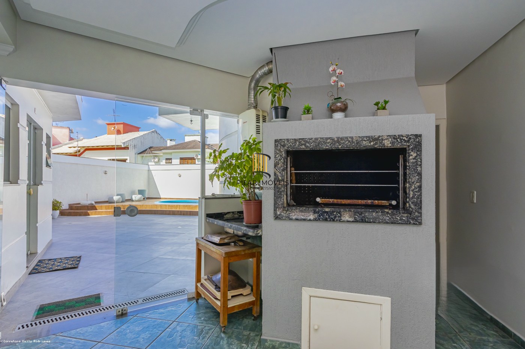 Casa 4 dormitórios no bairro Moinhos de Vento