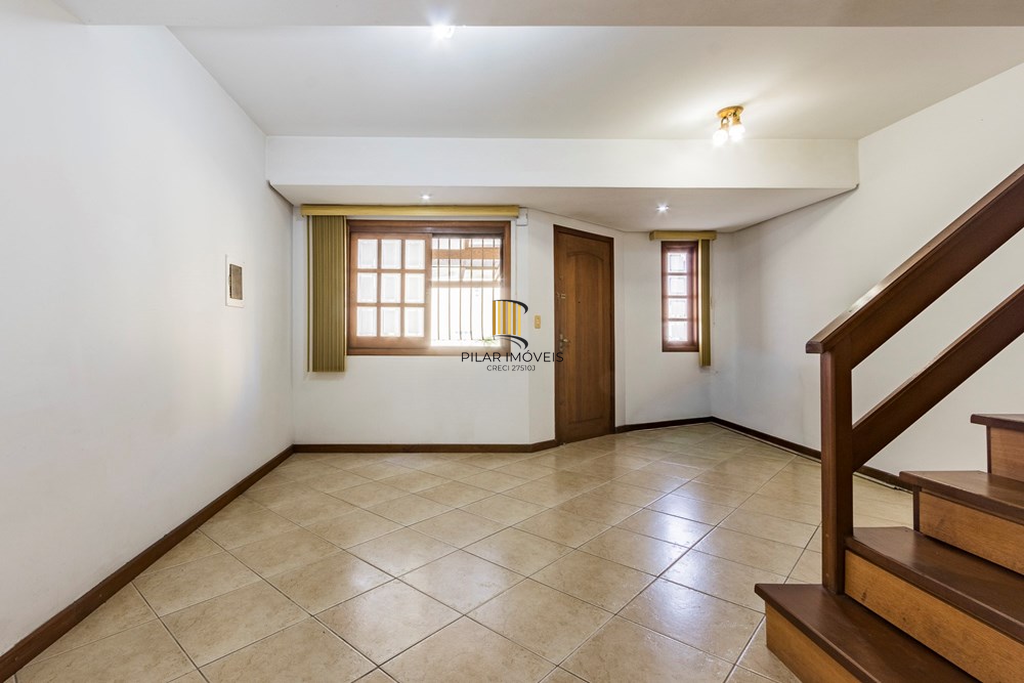 Casa de Condomínio 2 dormitórios no bairro Aberta dos Morros