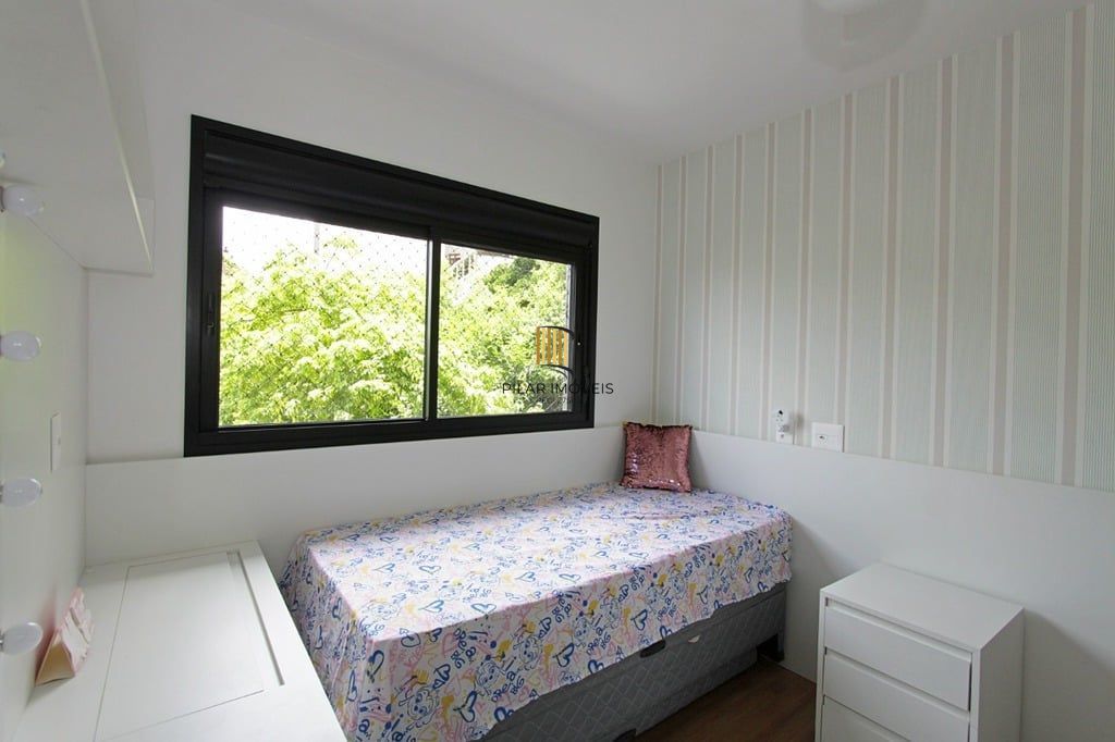 Apartamento 3 dormitórios no bairro Menino Deus