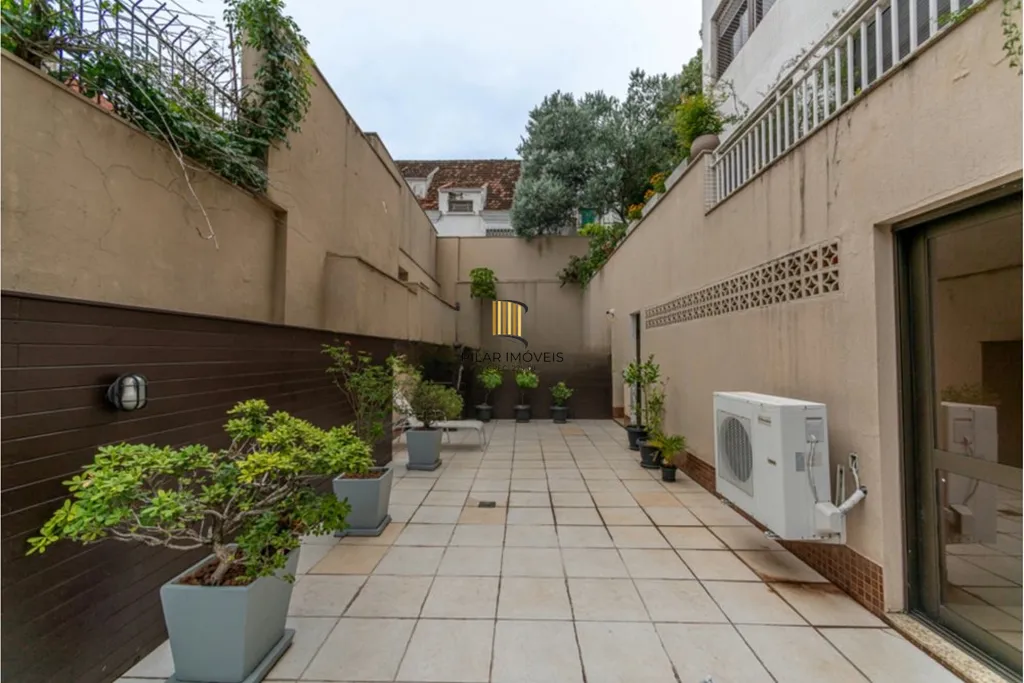 Apartamento 3 dormitórios no bairro Mont Serrat