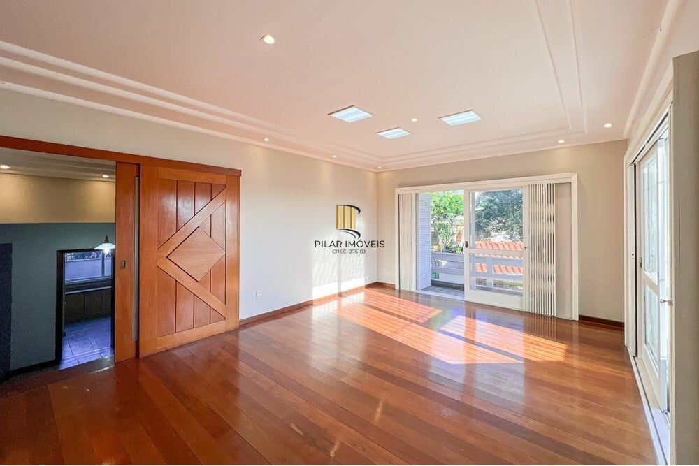 Apartamento 4 dormitórios no bairro Igara