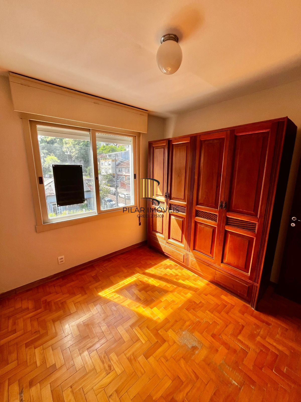 Apto de 03 dorm, 02 banheiros e dep empregada no coração do Bairro Higienópolis