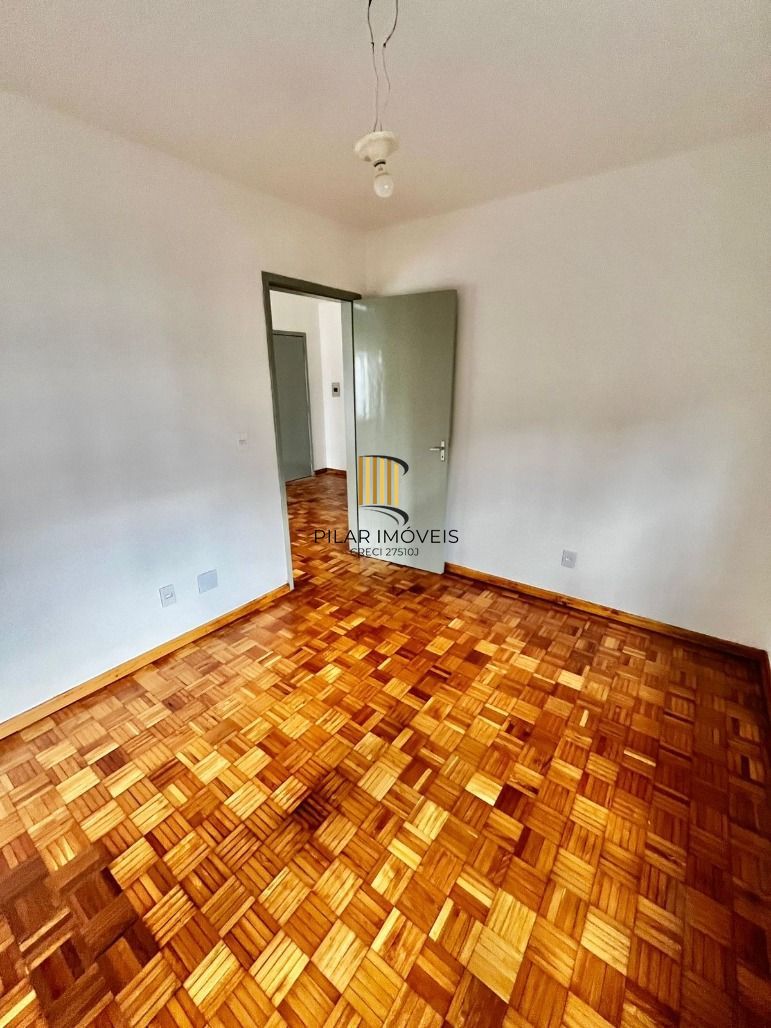 01 dormitório, 42 m² de frente no Passo da Areia