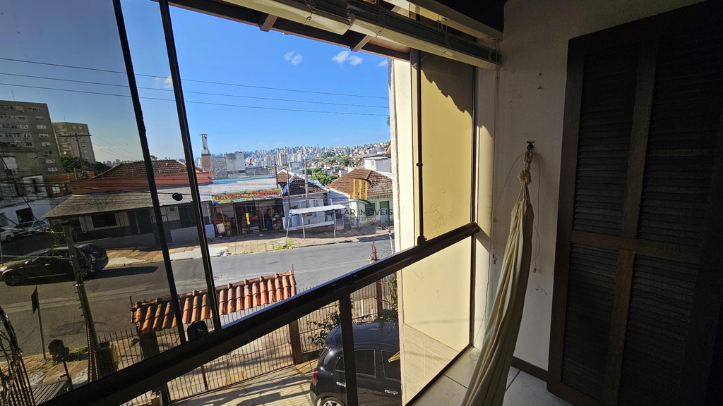 Casa 4 dormitórios no bairro Santo Antônio