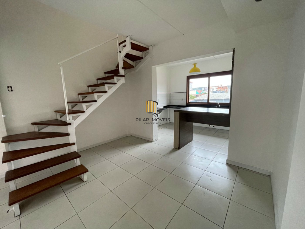 Casa 2 dormitórios no bairro Jardim do Salso