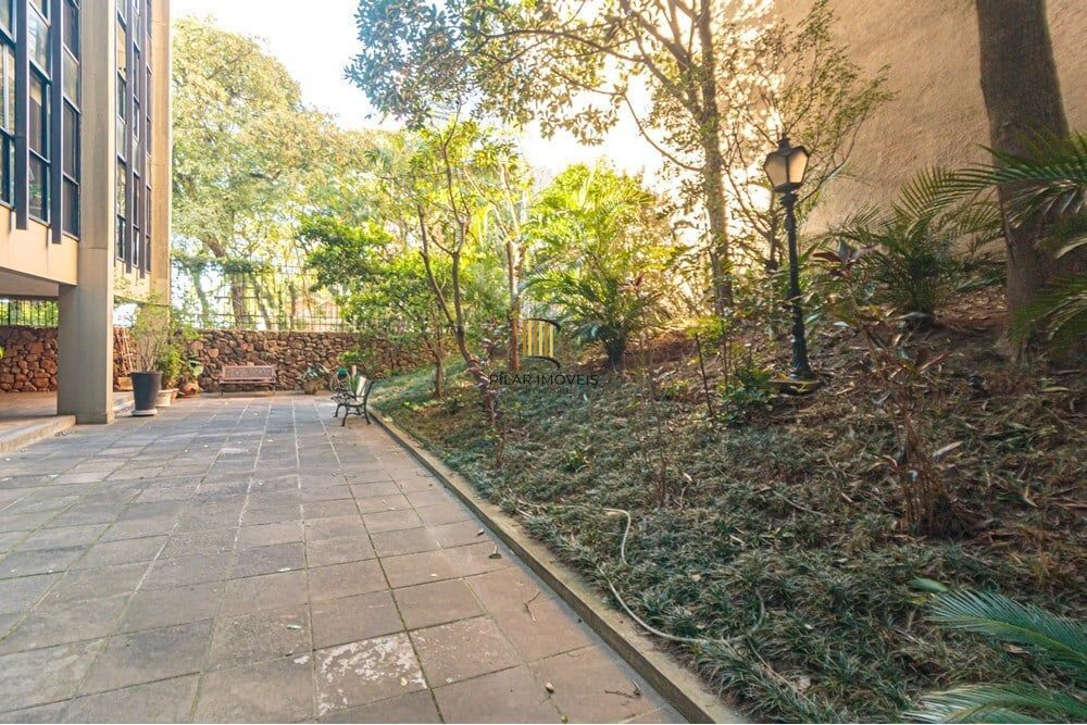 Apartamento 4 dormitórios no bairro Floresta