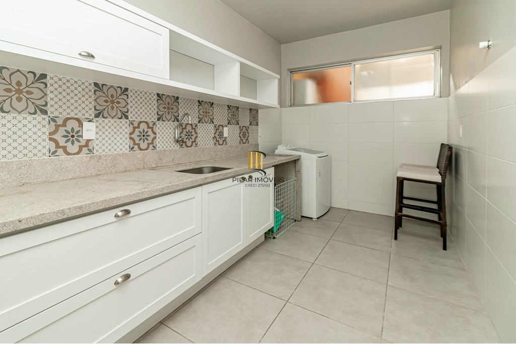 Casa de Condomínio 4 dormitórios no bairro Bela Vista