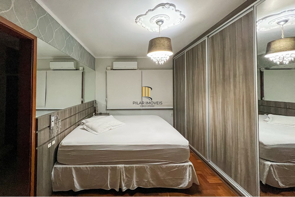 Casa 4 dormitórios no bairro São José