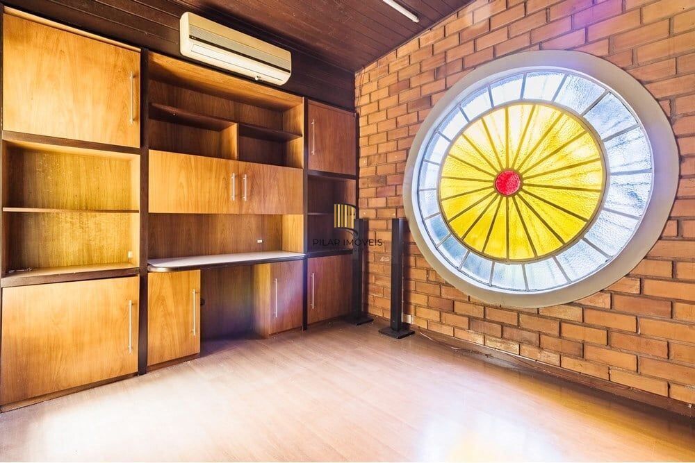 Casa 4 dormitórios no bairro Jardim Lindóia