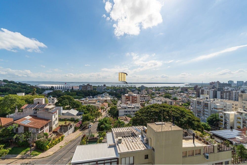 Apartamento 3 dormitórios no bairro Menino Deus