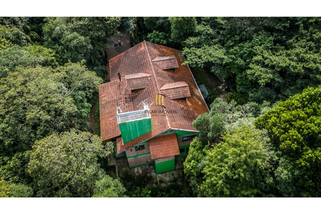 Casa 4 dormitórios no bairro Cascata