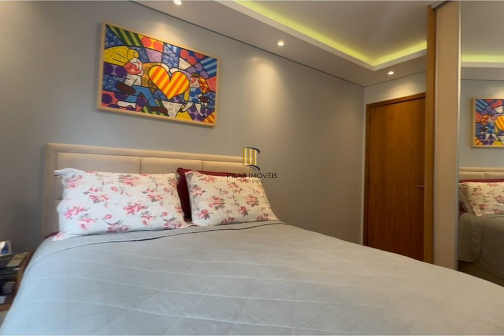 Apartamento 2 dormitórios no bairro Santa Cecília